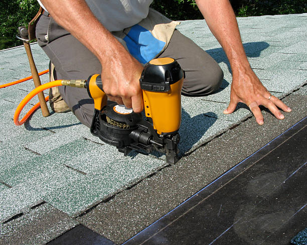 Best Residential Roofing Contractor  in St Francisville, LA